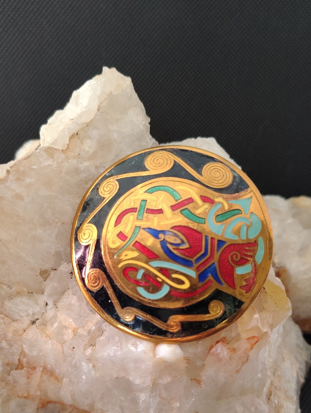 Tara Ware Vintage Gold-Tone Multicolor Enamel Book Of Kells Kilt Pin